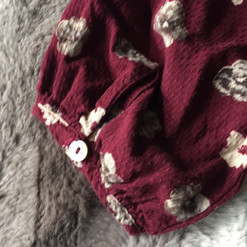 Floral Top - Picture 6 of 6
